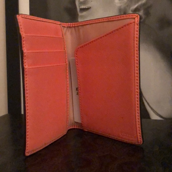 Coach passport wallet - Picture 2 of 2
